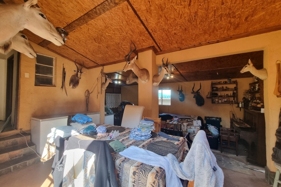 5 Bedroom Property for Sale in Humansdorp Eastern Cape